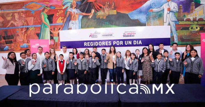 Recibe Cuautle a menores &quot;Regidores por un Día&quot; en San Andrés Cholula