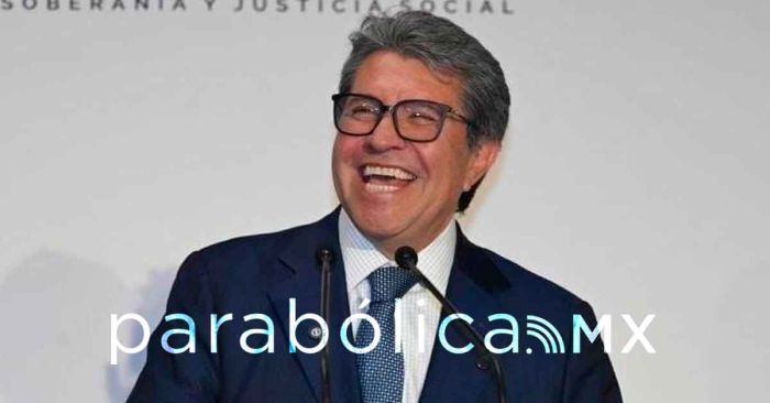 Redefine Sheinbaum el acto de gobernar; destaca Monreal apoyo en las plazas p&uacute;blicas