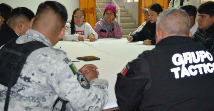 Realizan mesa de seguridad en Santa Mar&iacute;a Acuexcomac, San Pedro Cholula