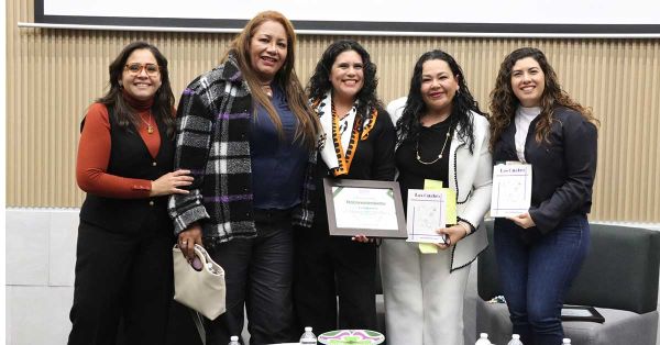 Presentan en el Congreso del Estado el libro Las Cuatro, de Ana Claudia Hermoso