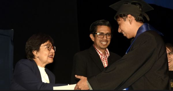 Destacan egresados en Biotecnolog&iacute;a por su alto nivel de ingreso a posgrados de diversas IES del pa&iacute;s