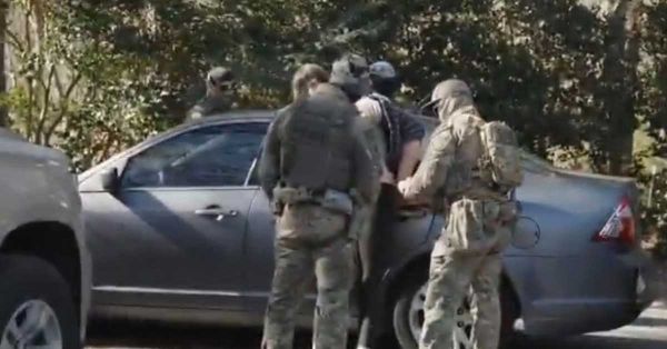 Suman 200 migrantes detenidos en redadas de Carolina del Norte