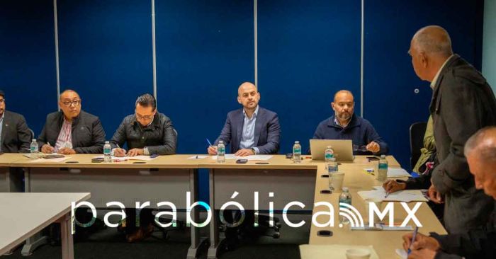 Acompa&ntilde;a Morelos ante la Federaci&oacute;n a ejidatarios de la autopista Siglo XXI