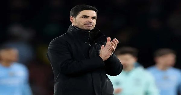 Se quedó Mikel Arteta esperando un delantero para el Arsenal