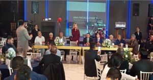 Honra FGE a los padres trabajadores por su apoyo para una sociedad m&aacute;s justa