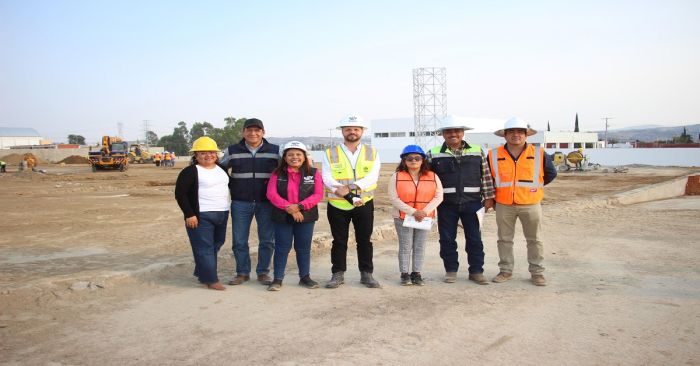 Supervisan David Aysa y Dulce Rivera construcción del Mercado San Ramón