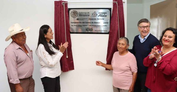 Inaugura Ariadna Ayala primer centro de atención agraria en Puebla