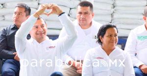 Fortalece Armenta el campo y obra comunitaria con apoyos por 20 mdp en Tepeojuma