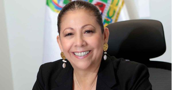 Rechaza Laura Artemisa que Ley sobre ciberasedio limite la libertad de expresión