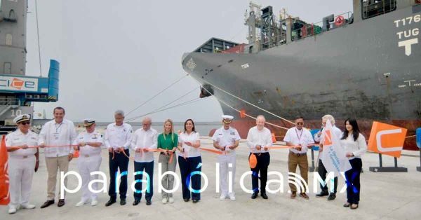 Inaugura Roc&iacute;o Nahle una nueva terminal de carga en el puerto de Veracruz