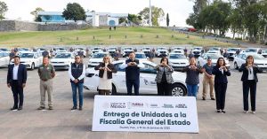 Entrega Armenta 50 unidades a la Fiscal&iacute;a de Puebla