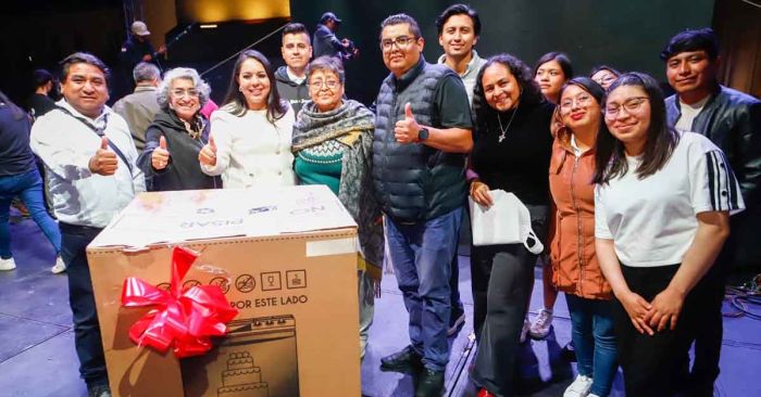 Celebra Tonantzin Fernández a las mamás con la Fiesta Magnífica