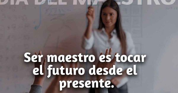 Felicita Arquidi&oacute;cesis de Puebla a maestros