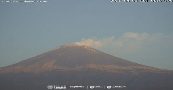 Registra Popocatépetl 66 exhalaciones este miércoles