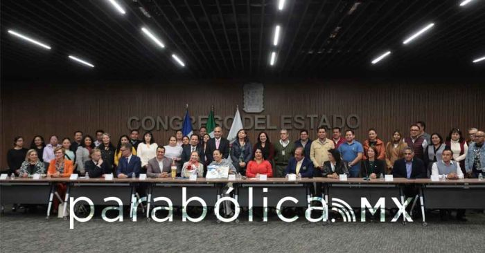 Recibe Congreso la visita de la embajadora de Francia en México