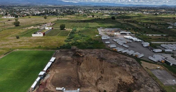 Supervisa Omar Mu&ntilde;oz avance del Complejo Deportivo San Juan