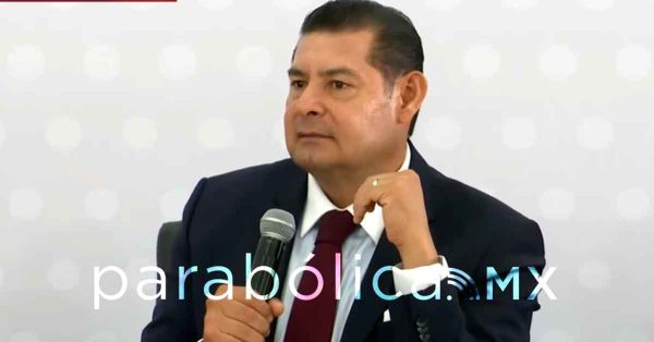 Confirma Armenta tres líneas del Cablebús en Puebla