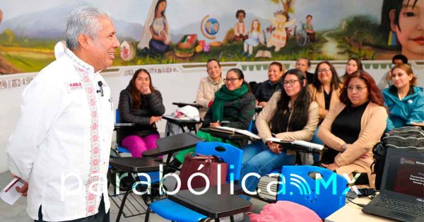 Participan m&aacute;s de 10 mil escuelas en an&aacute;lisis de actividades acad&eacute;micas