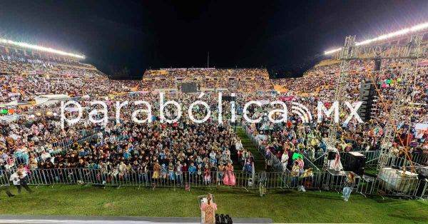 Asegura Sheinbaum en Oaxaca que la ampliaci&oacute;n de Tren Interoce&aacute;nico estar&aacute; lista en 2026