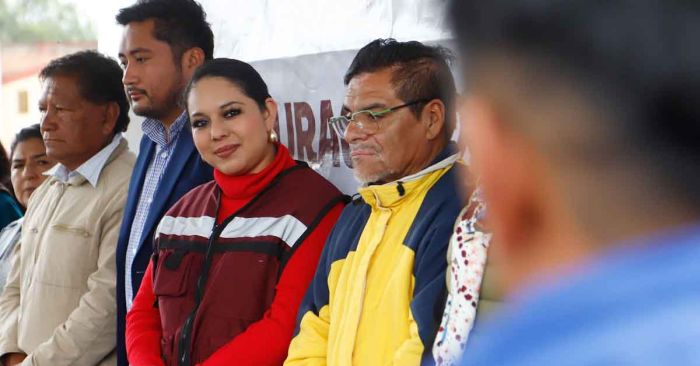 Inaugura Tonantzin Fern&aacute;ndez pavimentaci&oacute;n en San Diego Cuachayotla