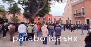 Asfixian manifestantes a Atlixco