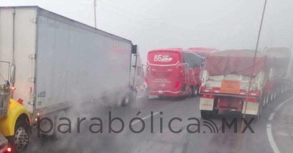 Se registra carambola en la Puebla-Orizaba