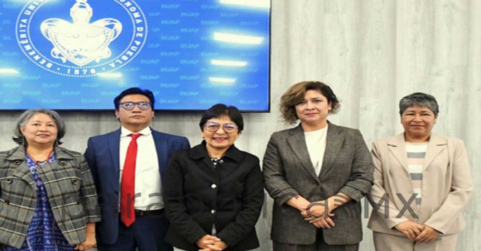 Asiste Lilia Cedillo a informe de Facultad de Ciencias Biológica