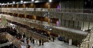 Destacan fraternidad y convivencia en el encendido del &aacute;rbol navide&ntilde;o del Congreso