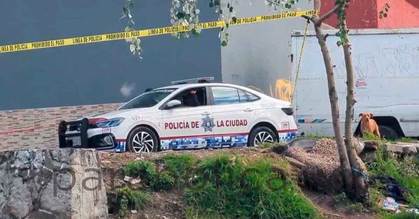 Fallece un var&oacute;n a un costado del tianguis de San Isidro