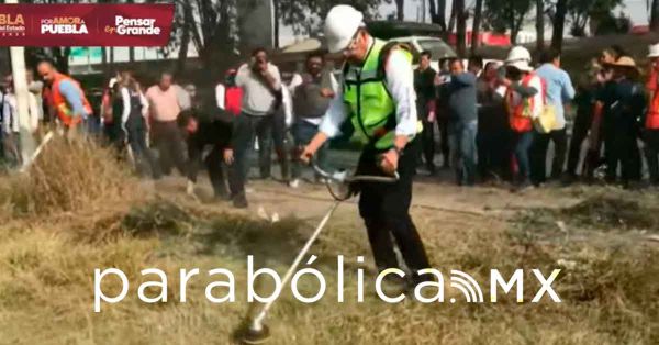 Encabeza Armenta faena comunitaria en San Felipe Hueyotlipan