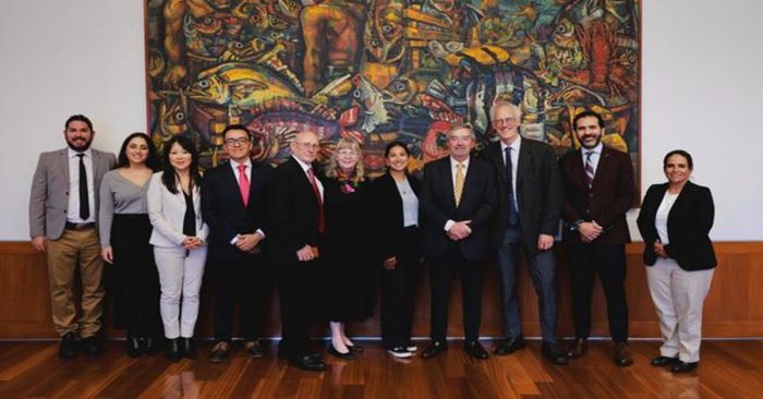 Se re&uacute;ne Canciller con v&iacute;ctimas y activistas estadounidenses contra la violencia por armas de fuego