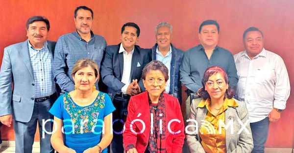 Avalan líderes magisteriales migración de los desayunos fríos a calientes: SEP y DIF