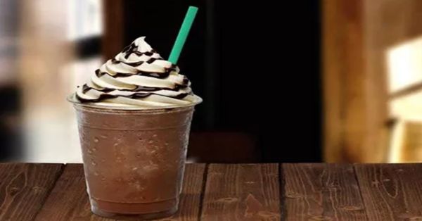 Disfruta un delicioso Frappuccino a precio especial en esta cafetería
