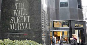 Dejan fuera al WSJ de un viaje tras publicar artículo entre Trump y Epstein