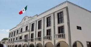 Suspenden a funcionario de Coronango por violencia en Mihuac&aacute;n