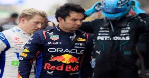 Coquetea Cadillac con &#039;Checo&#039; Pérez