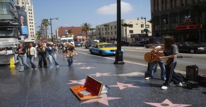 Colocan estrella en el Paseo de la Fama para Los Bukis