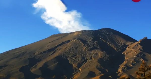 Mantiene Popocatépetl la calma con pocas exhalaciones hoy