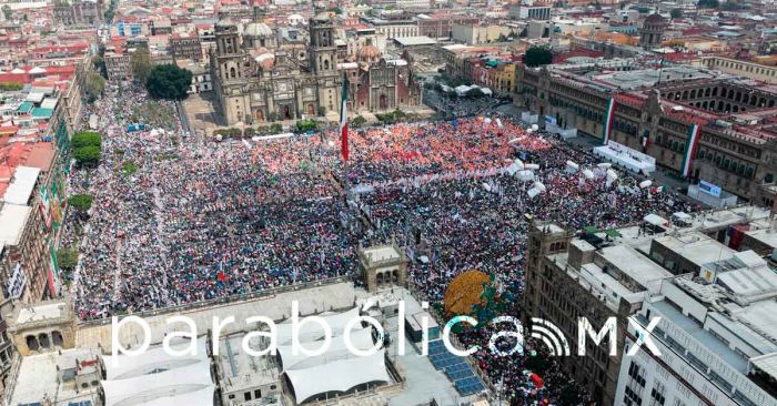 Congrega Sheinbaum a 400 mil personas en el Z&oacute;calo CDMX, celebra Brugada