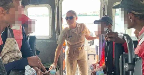 Rescata SEMAR a 14 n&aacute;ufragos en costas de Yucat&aacute;n