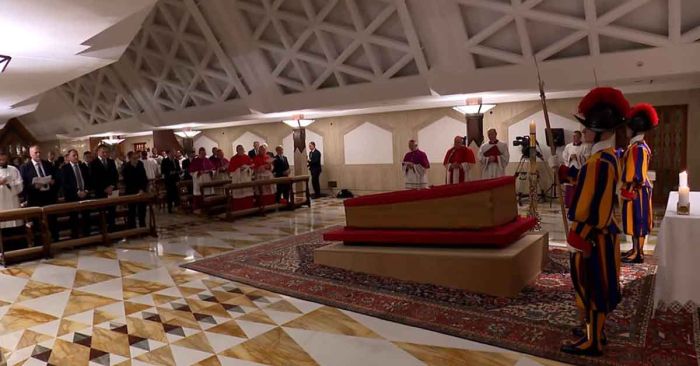 Despedir&aacute;n fieles al papa Francisco en la Bas&iacute;lica de San Pedro