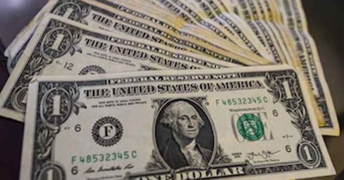 Se recupera peso mexicano ante el dólar por pausa de aranceles
