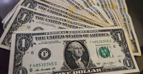 Se recupera peso mexicano ante el dólar por pausa de aranceles