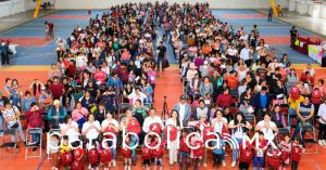 Beneficia Tonantzin a menores con mochilas y kits escolares para el Regreso a Clases