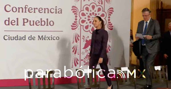 Exige Sheinbaum a farmacéuticas cumplir abasto de medicamentos pese a deudas