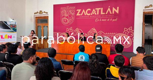 Ofrece Zacatlán seguridad y calidad a turistas con credencialización de touroperadoras