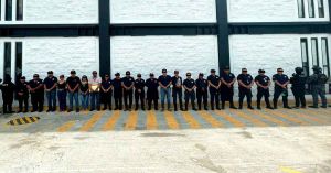 Detienen a 21 policías y un comandante en Chiapas
