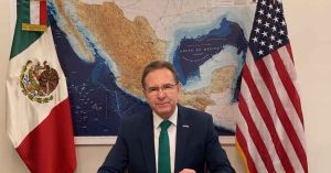 Continuar&aacute; Esteban Moctezuma al frente de embajada de M&eacute;xico en EE.UU.