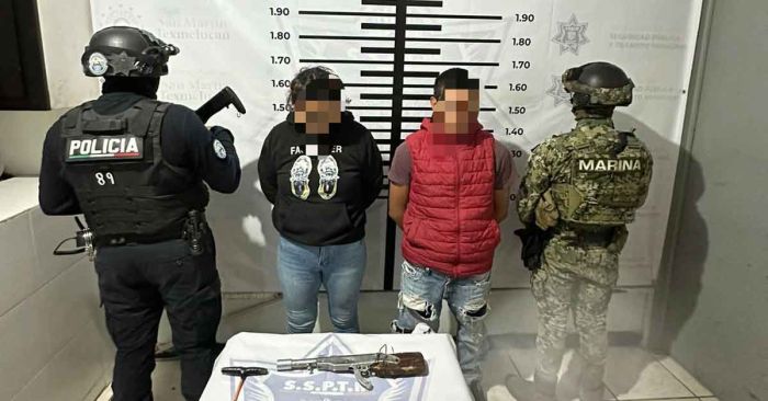 Detienen a dos presuntos asaltantes en Texmelucan