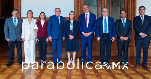 Recibe Sheinbaum al presidente y director ejecutivo de Baker Hughes